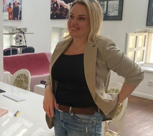 Уволенная из немецкого издания Марина Овсянникова вынуждена вернуться в Россию ради суда