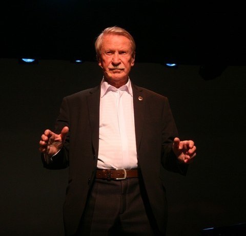 91-летнего Ивана Краско положили в больницу