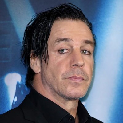 Солист Rammstein отменил концерты в России