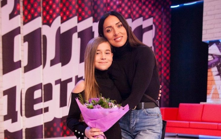 Скандал на &laquo;Голос.Дети&raquo; и травля. Цена популярности дочки Алсу Микеллы Абрамовой