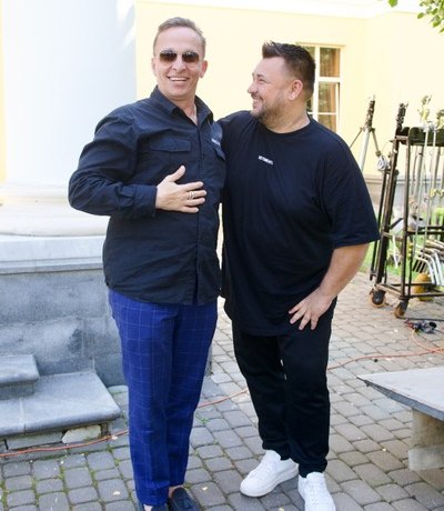 Иван Охлобыстин отметил день рождения на работе в компании Сергея Жукова