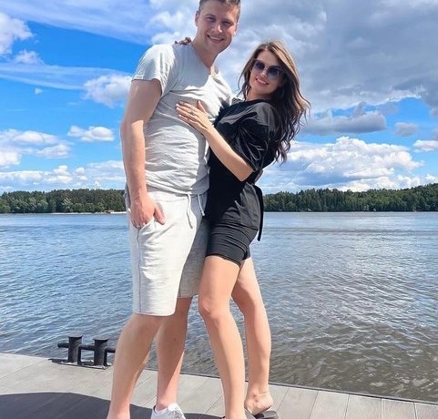 Александр Энберт крестил дочь Кристабель