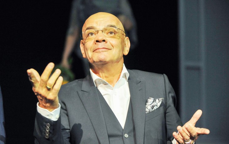 Измены женам, страсти вокруг Варлей и Веденеевой, умерший ректор. Скандалы Константина Райкина