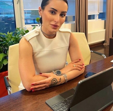 Канделаки возмущена поступком редактора Первого канала: &laquo;Кто помог прозреть этой сердобольной тружен