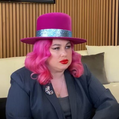 Ева Польна рассказала Светлане Бондарчук о музыке, живописи, внешности и дочерях