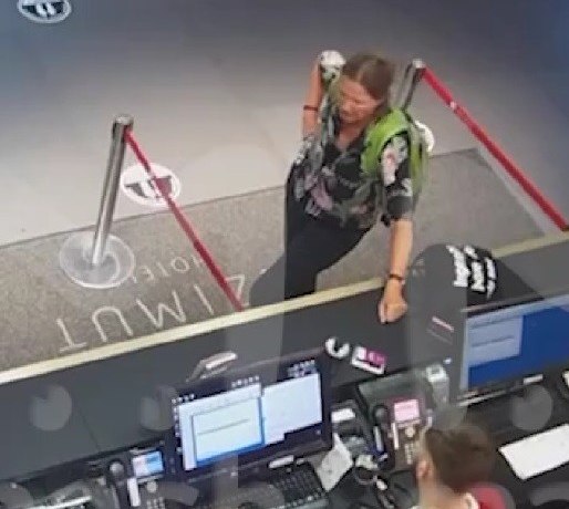 &laquo;Ненавижу русских!&raquo;: сотрудница консульства Норвегии устроила истерику в отеле Мурманска