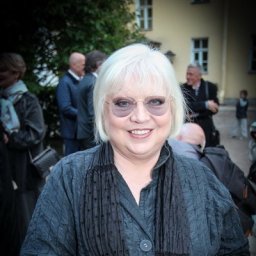 Светлана Крючкова и Вениамин Фильштинский получат спецпремию &laquo;Золотая маска&raquo;
