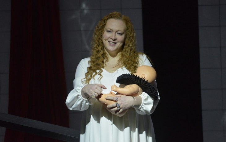 Агент Юлии Ауг: &laquo;У нее были контакты с театрами, они закончились и все&raquo;