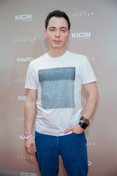 Родион Газманов устал от вопросов о женитьбе: &laquo;Не тороплюсь сделать кого-то матерью-одиночкой!&raquo;