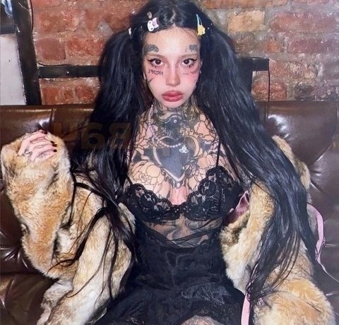 Хотел с любимой в Корею, но зарезал из ревности. Что скрывает бойфренд порноактрисы Насти Гришман