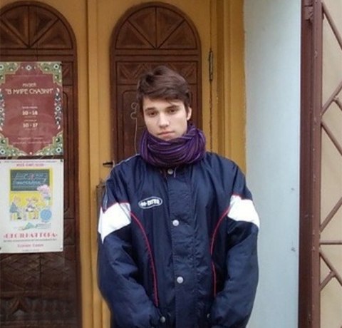 &laquo;Малый, зачем мы его убили? Я так жалею&hellip;&raquo;: родители Влада Бахова обнародовали сообщения друзей сына