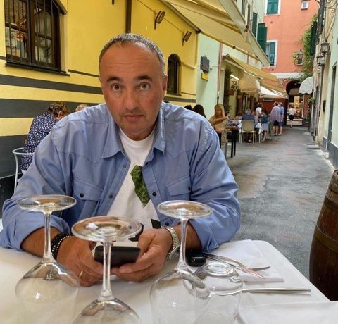 Продюсер Александр Роднянский распродает бизнес в России