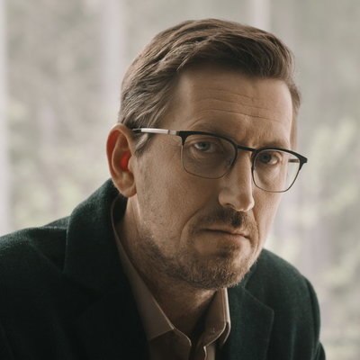 Кирилл Кяро и Даниил Страхов покажут противостояние психиатра и пациента в &laquo;Комплексе бога&raquo;