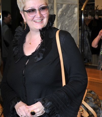 Устинова: &laquo;Нельзя ожидать зажигательный секс от от того, кто 20 часов отпахал на работе&raquo;