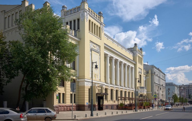 В &laquo;Ленкоме&raquo; обнаружили труп мужчины