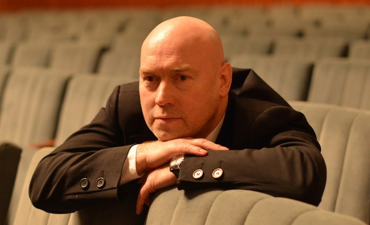 Виктор Сухоруков: &laquo;В театре пил со всеми, а выгнали меня одного&raquo;
