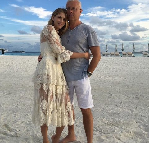 &laquo;Плевать на осуждения. Он выглядит офигенно&raquo;: Лена Перминова о разнице в возрасте с мужем-олигархом