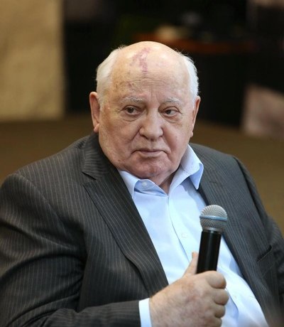 Михаил Горбачев мучается из-за проблем с почками. Политик проходит курс гемодиализа