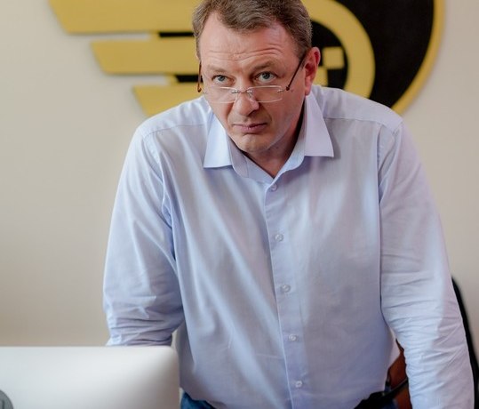 Марат Башаров об уходе из театра, уехавших коллегах-предателях и личном предсказании экстрасенсов