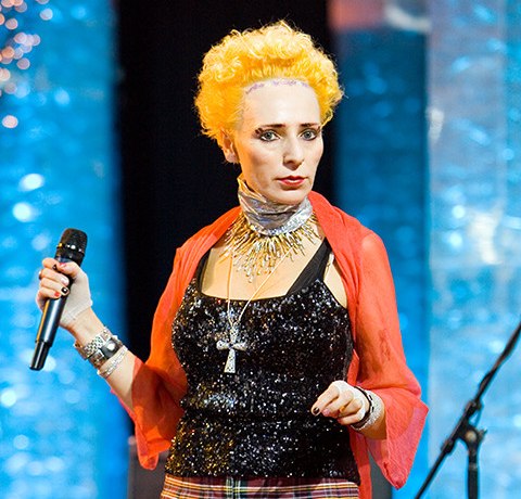 Выдуманное прошлое и загадочное исчезновение. Почему Жанна Агузарова отказалась от семьи, любви и ка