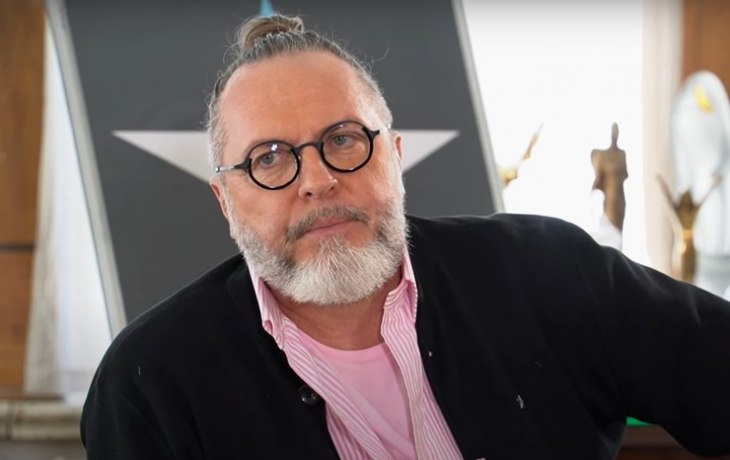 Юрий Грымов об обиде на Витаса: &laquo;Я придумал жабры для него, продюсер стоял передо мной на коленях&raquo;