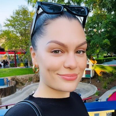 Джесси Джей родила сына