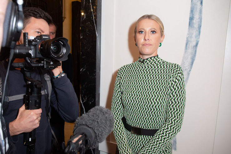 Ксения Собчак говорит, что Васильева проверяет полиция