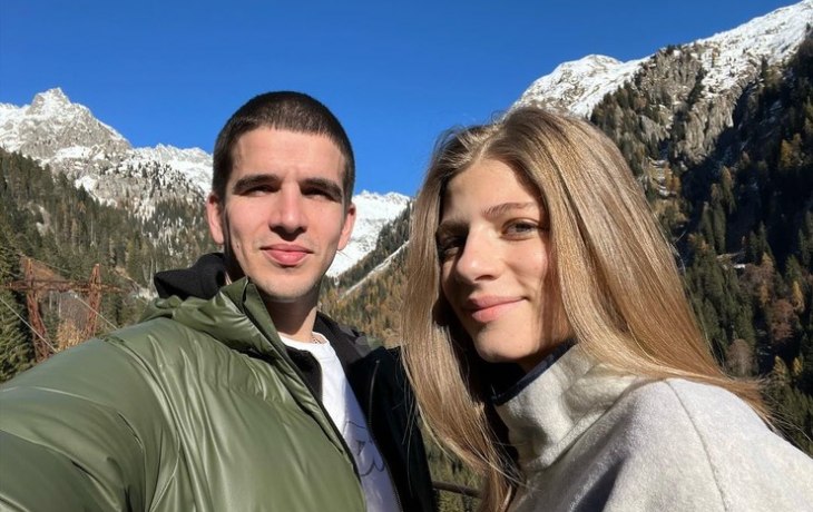 Саша Новикова и Федук показали лицо новорожденной дочери