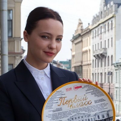 Юлия Хлынина, Анна Чиповская и Марина Васильева вступят в поединок за место в &laquo;Первом классе&raquo;