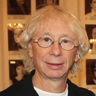 Сегодня: Аркадию Укупнику - 70