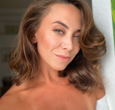 &laquo;Дайте спокойно отходить беременность!&raquo;: Наталья Фриске возмущена слухами об отце своего ребенка