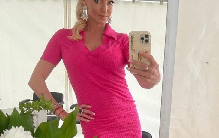 Волочкова: &laquo;У баб недотрах, потому и пишут мне, что меняю мужиков как перчатки. А я могу позволить!&raquo;