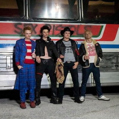 Sex Pistols осуждают монархию и замышляют новую революцию в трейлере «Pistol» Sex Pistols осуждают монархию и замышляют новую революцию в трейлере «Pistol»