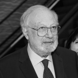 Умер сценарист &laquo;Утомленных солнцем&raquo; и &laquo;Белого солнца пустыни&raquo; Рустам Ибрагимбеков