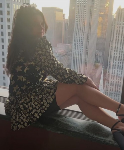 Певица не раскрыла подробности поездки